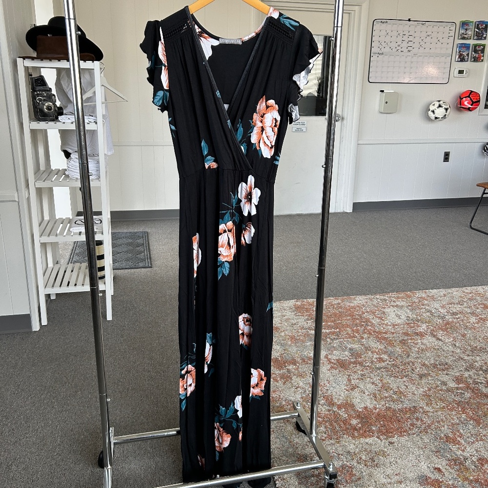 Loveappella Floral Jersey Maxi Dress